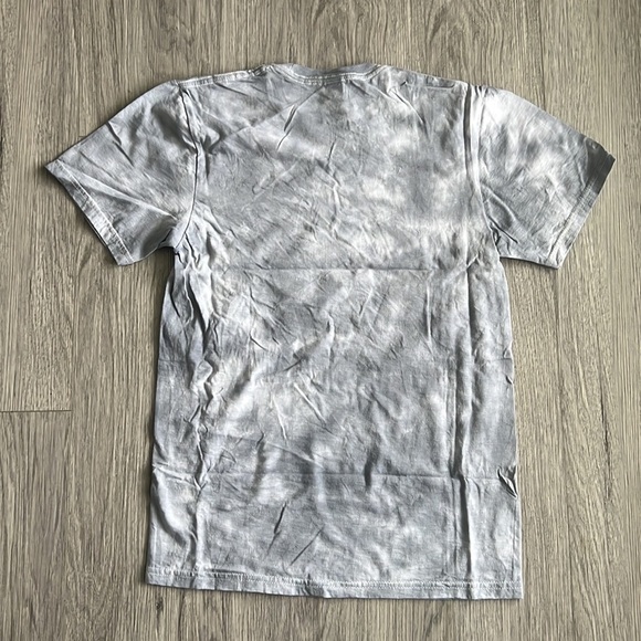 It Only Breaks You if You Let It Graphic Tee - Picture 5 of 5